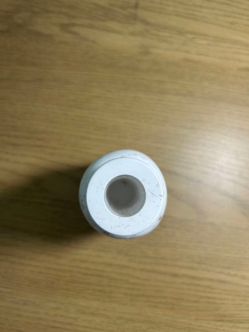 マーブル模様の楕円形トレイ バラの彫刻入り