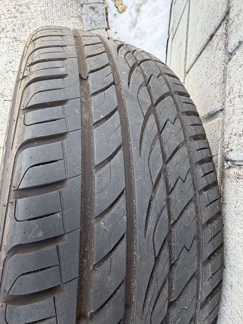 バリ山MAXTREX FORTIS T5 225/35ZR20 95W XL