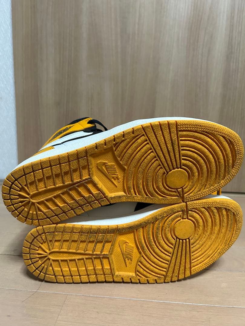 靴 NIKE AIR JORDAN 1 TAXI