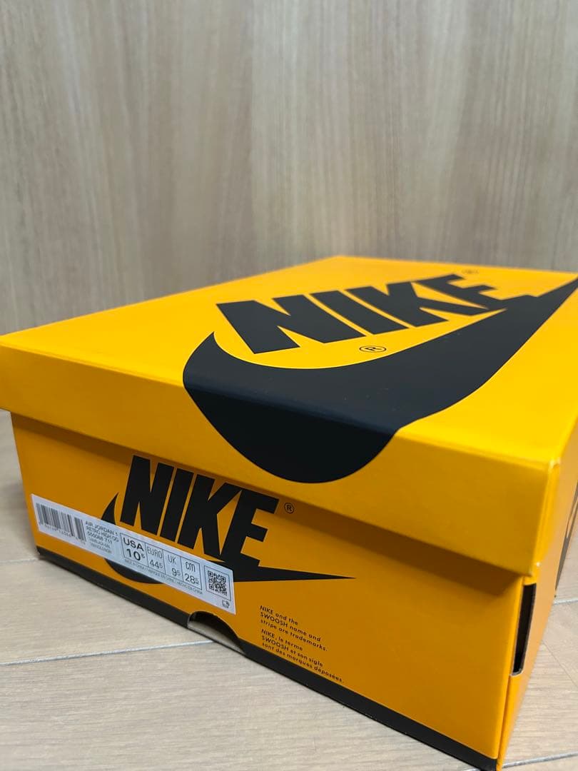 靴 NIKE AIR JORDAN 1 TAXI