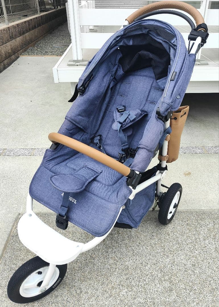 AIRBUGGY エアバギー ベビーカー ココブレーキネイビー　良品☆