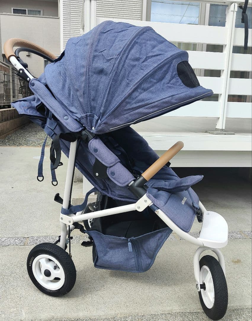 AIRBUGGY エアバギー ベビーカー ココブレーキネイビー　良品☆