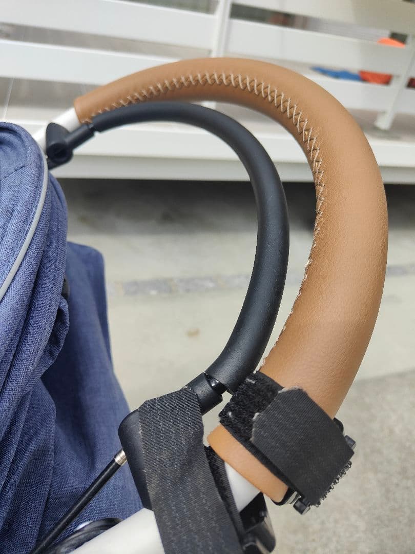 AIRBUGGY エアバギー ベビーカー ココブレーキネイビー　良品☆