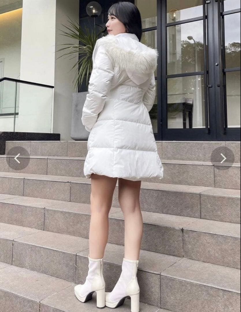 新品　dazzlin ウエストマークレディダウンコート WHT M