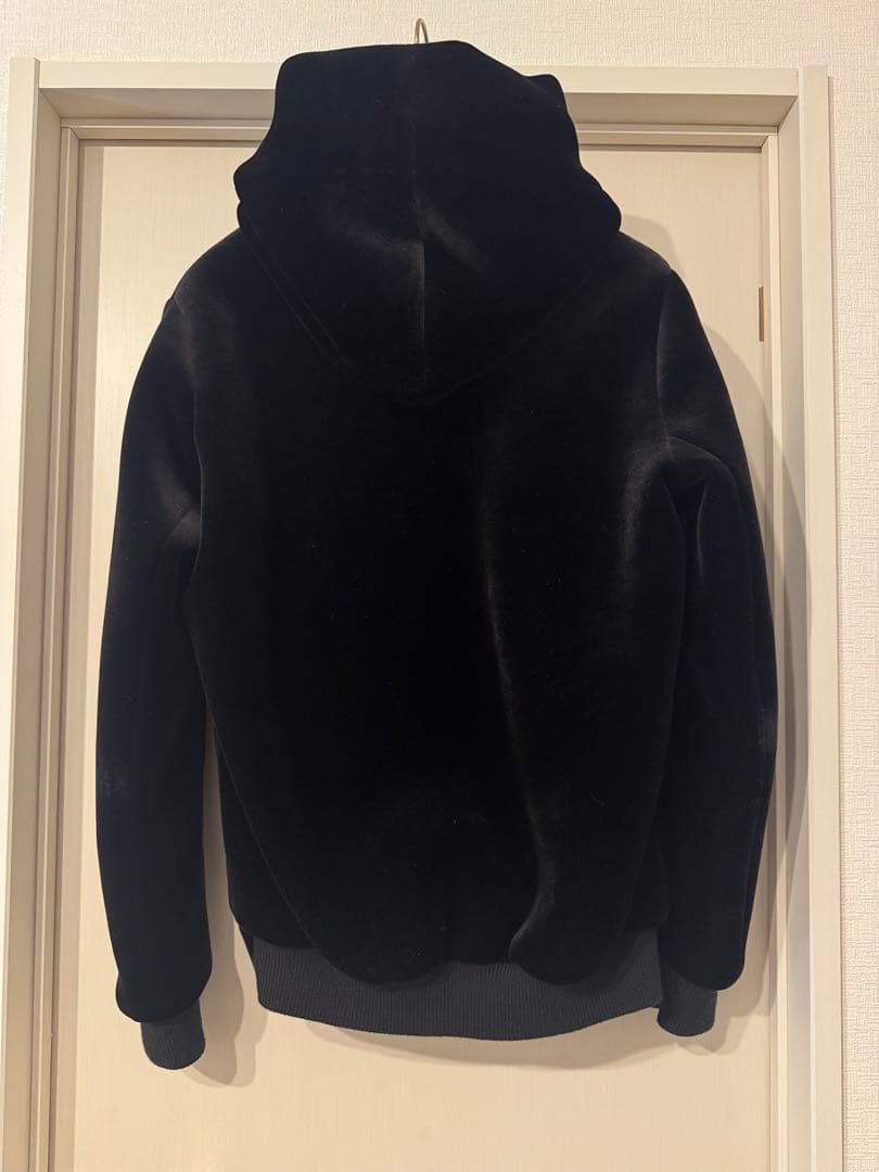 EMPORIOARMANI エンポリオアルマーニフード付きブラックジャケット
