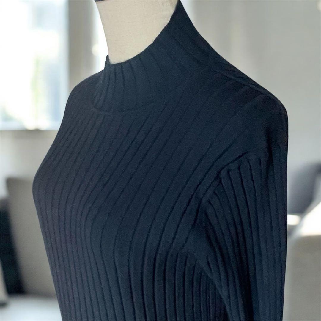 美品　SOEJU ソージュ　ワイドリブタートルネックニット ネイビー M