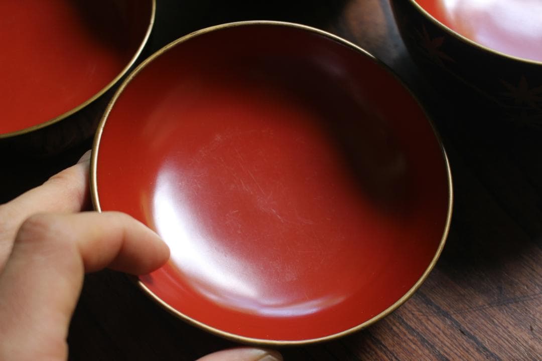 時代金縁黒漆に優美な紅葉蒔絵の映える煮物椀2点（検輪島塗蒔絵椀