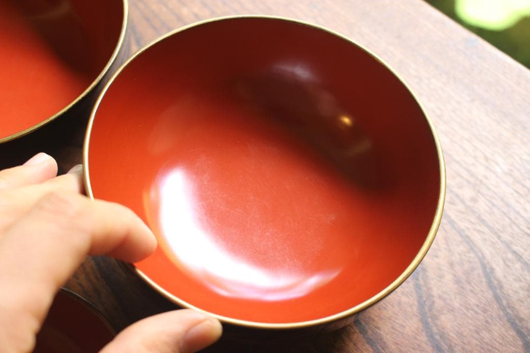 時代金縁黒漆に優美な紅葉蒔絵の映える煮物椀2点（検輪島塗蒔絵椀