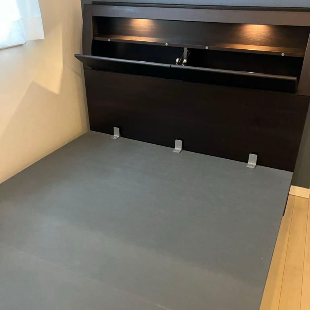 ニトリ／セミダブルベッドフレーム(OPグランCタテ 浅型/DBR)