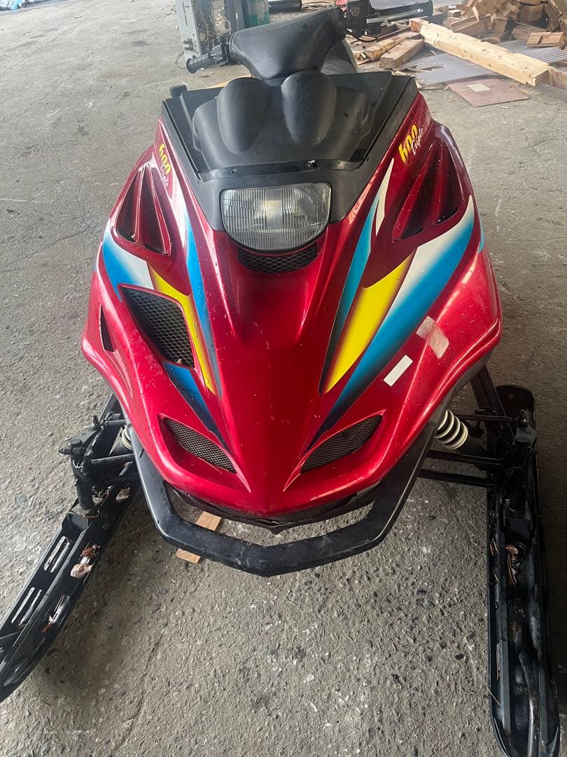 YAMAHA スノーモービル
