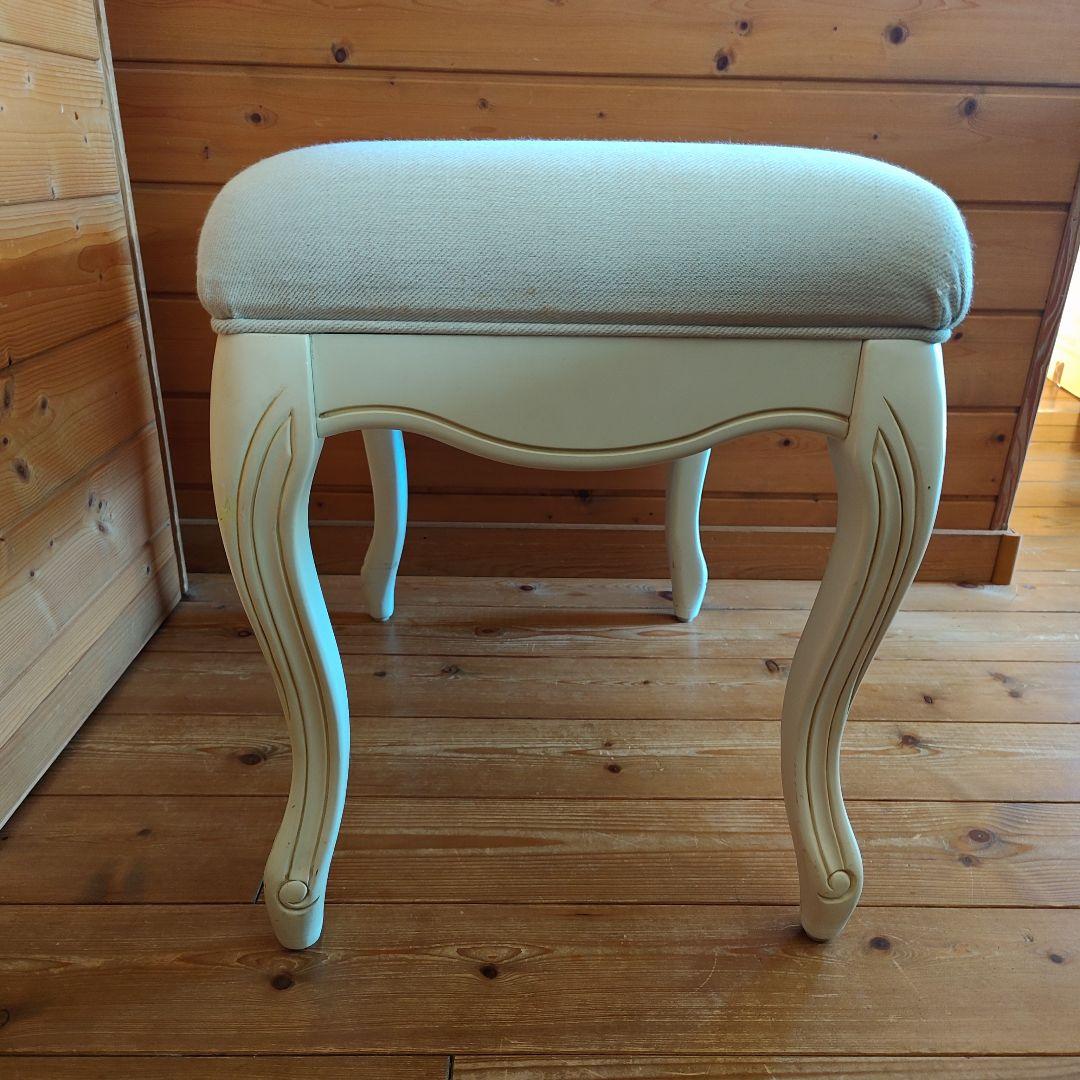 希少✨ローラアシュレイ　チェア　送料込み