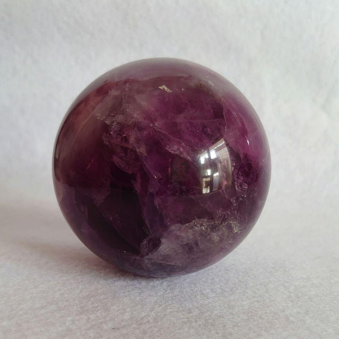 パープルピンクフローライト　丸玉B　素敵な逸品