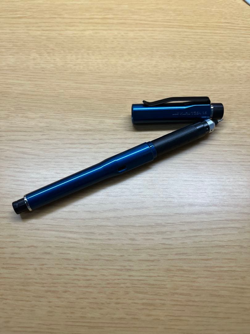 クルトガダイブ グランブルー 初代