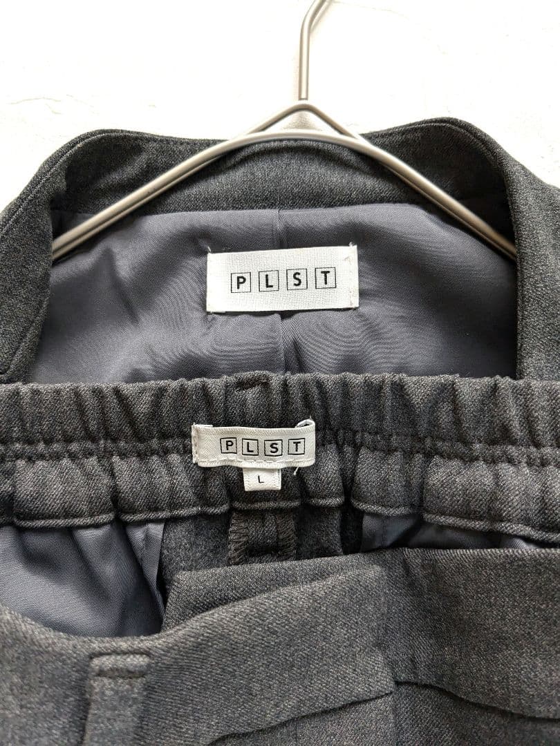 美品　プラステ　パンツスーツ　М・L　ノーカラー総裏　ストレッチ　センタープレス