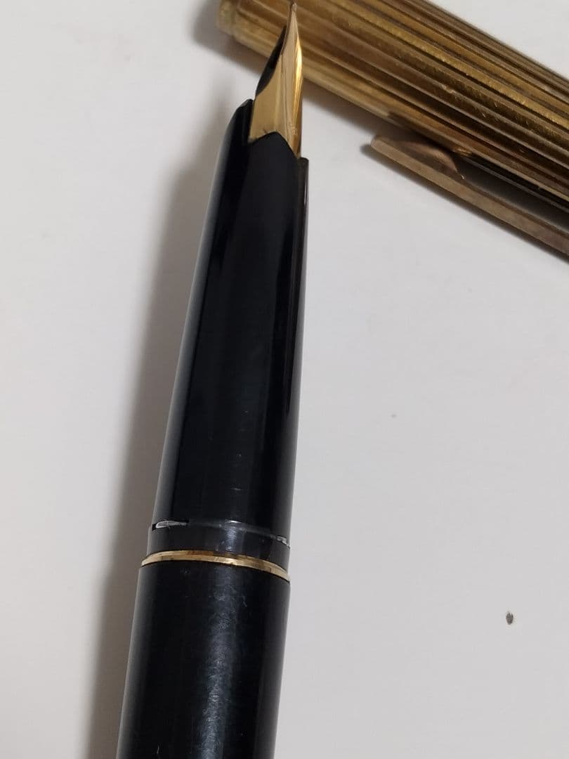 モンブラン Montblanc 227 万年筆 黒と金 14金 585