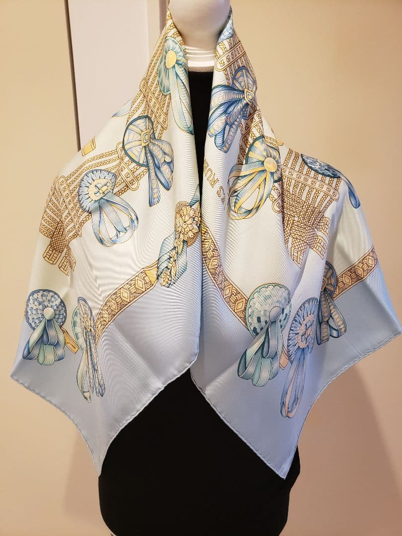 【美品】HERMES LES RUBANS DO CHEVAL 馬のリボン水色
