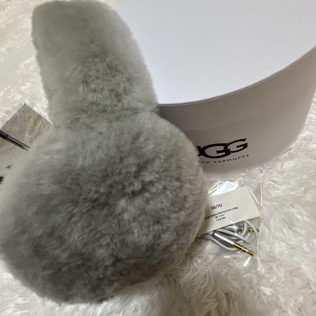 【太陽とツキ 】UGG アグ　イヤーマフ　耳当て　グレー　ボア　ロゴ