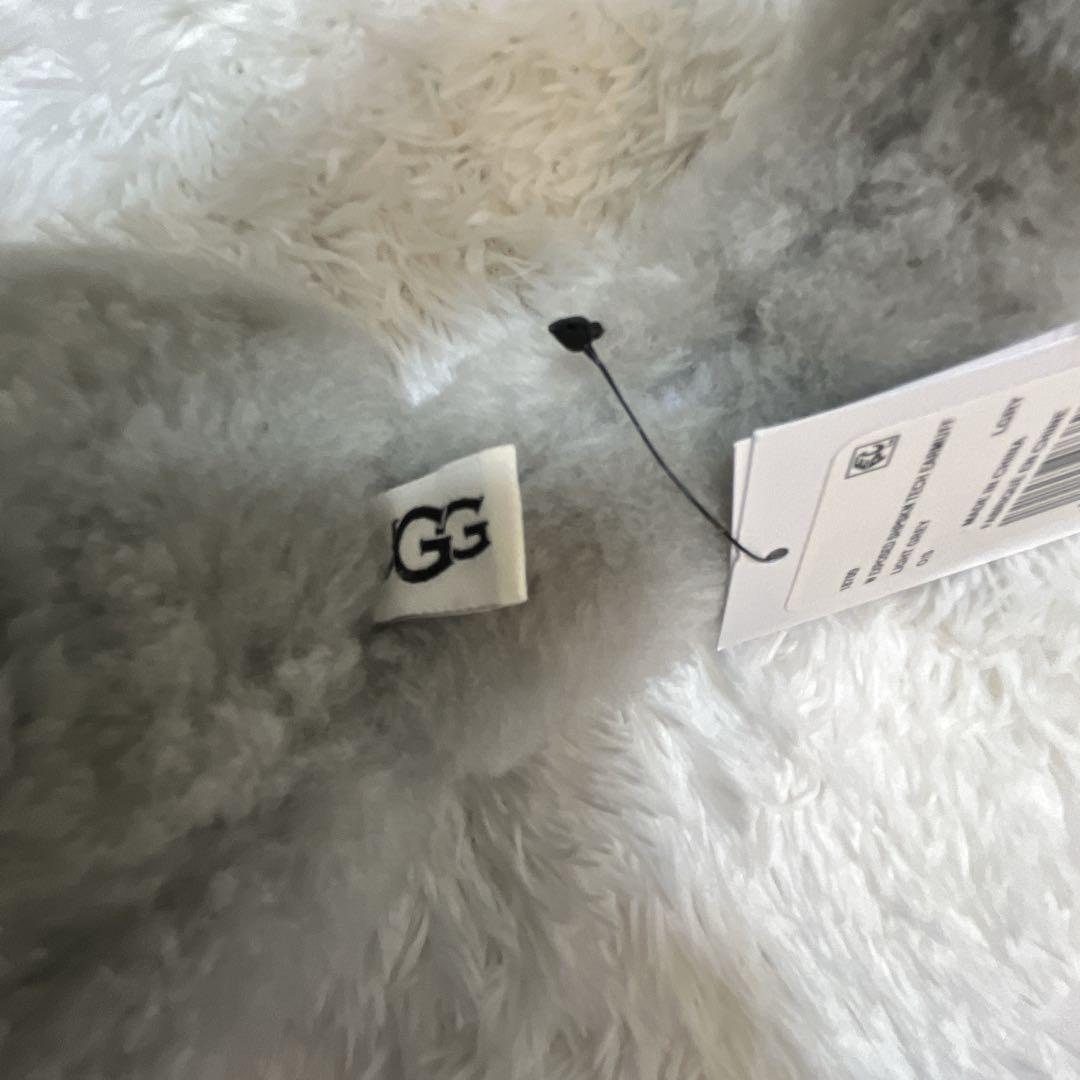 【太陽とツキ 】UGG アグ　イヤーマフ　耳当て　グレー　ボア　ロゴ