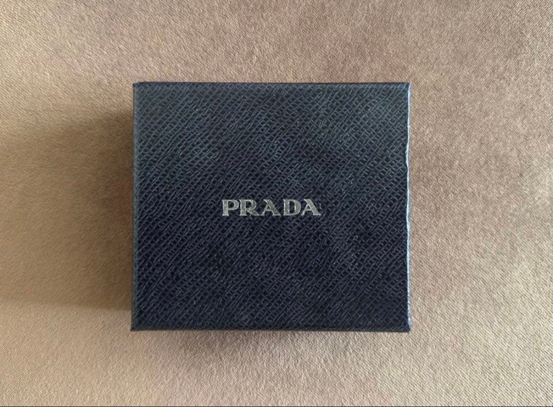 PRADA プラダケース サフィアーノトライアングル 小銭入