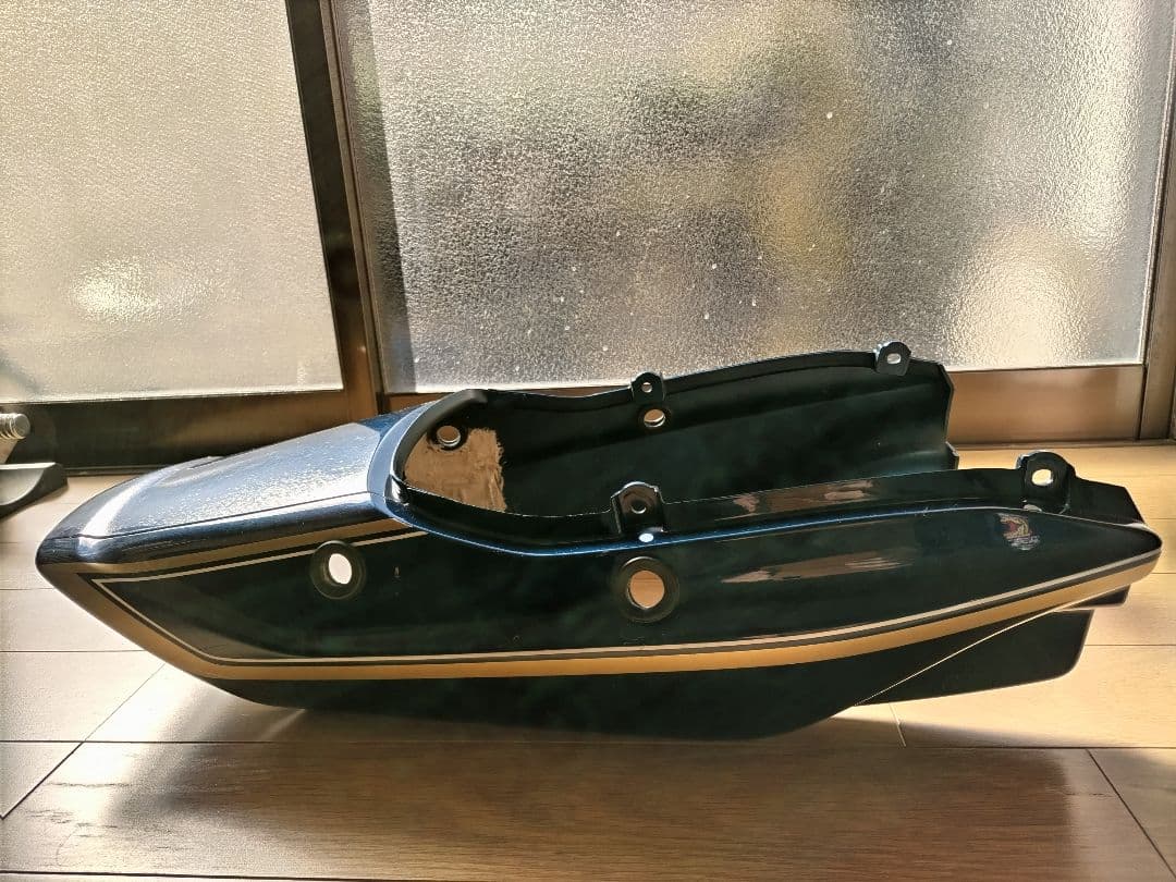 zrx1100 テールカウル 青