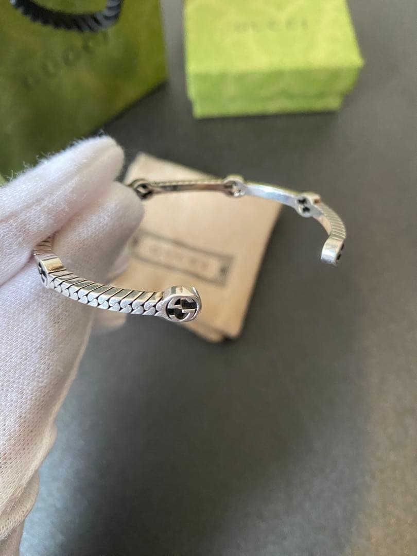 【正規品⭕️】GUCCI グッチ　インターロッキングGバングル　ブレスレット
