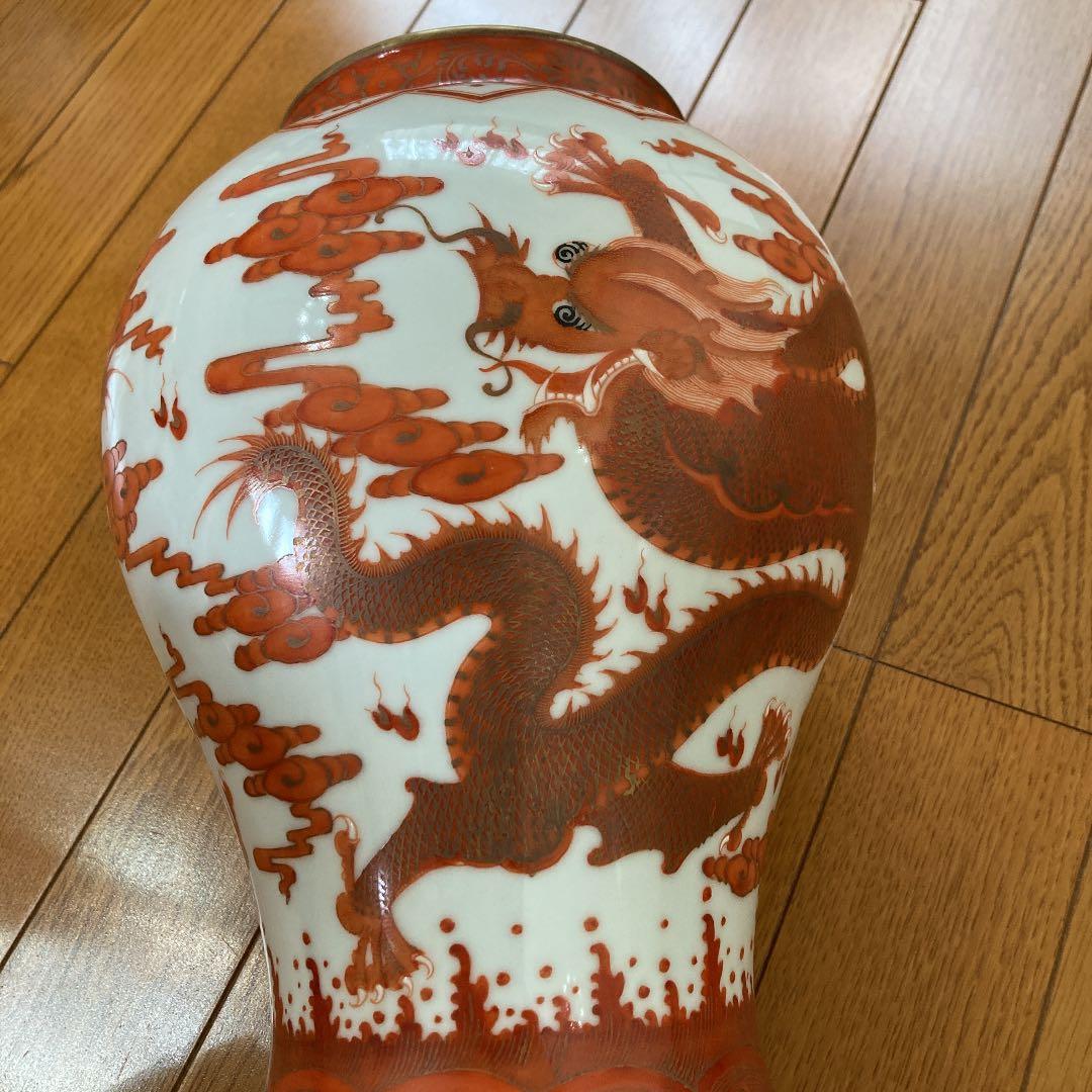 赤絵　壺