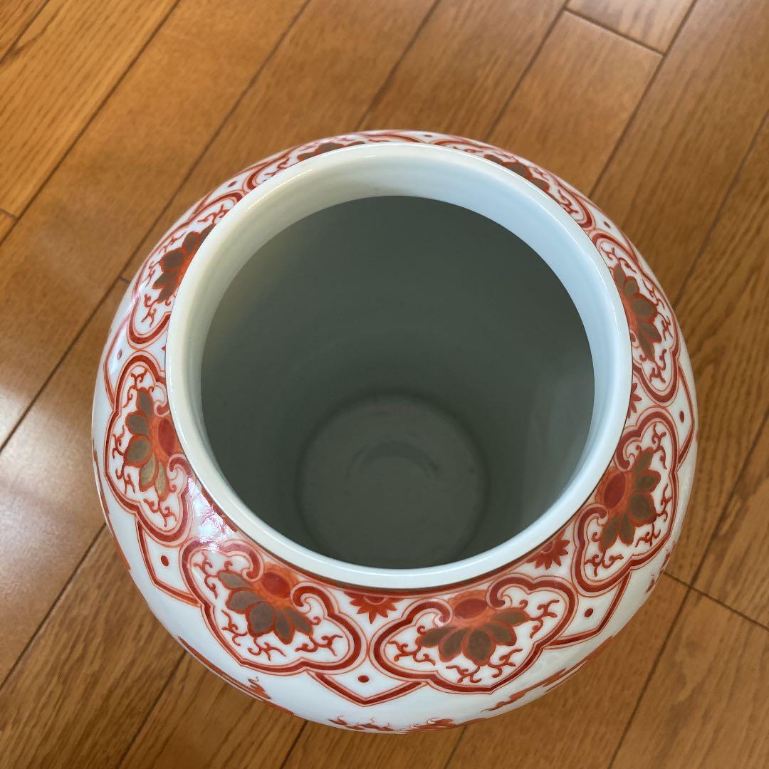 赤絵　壺