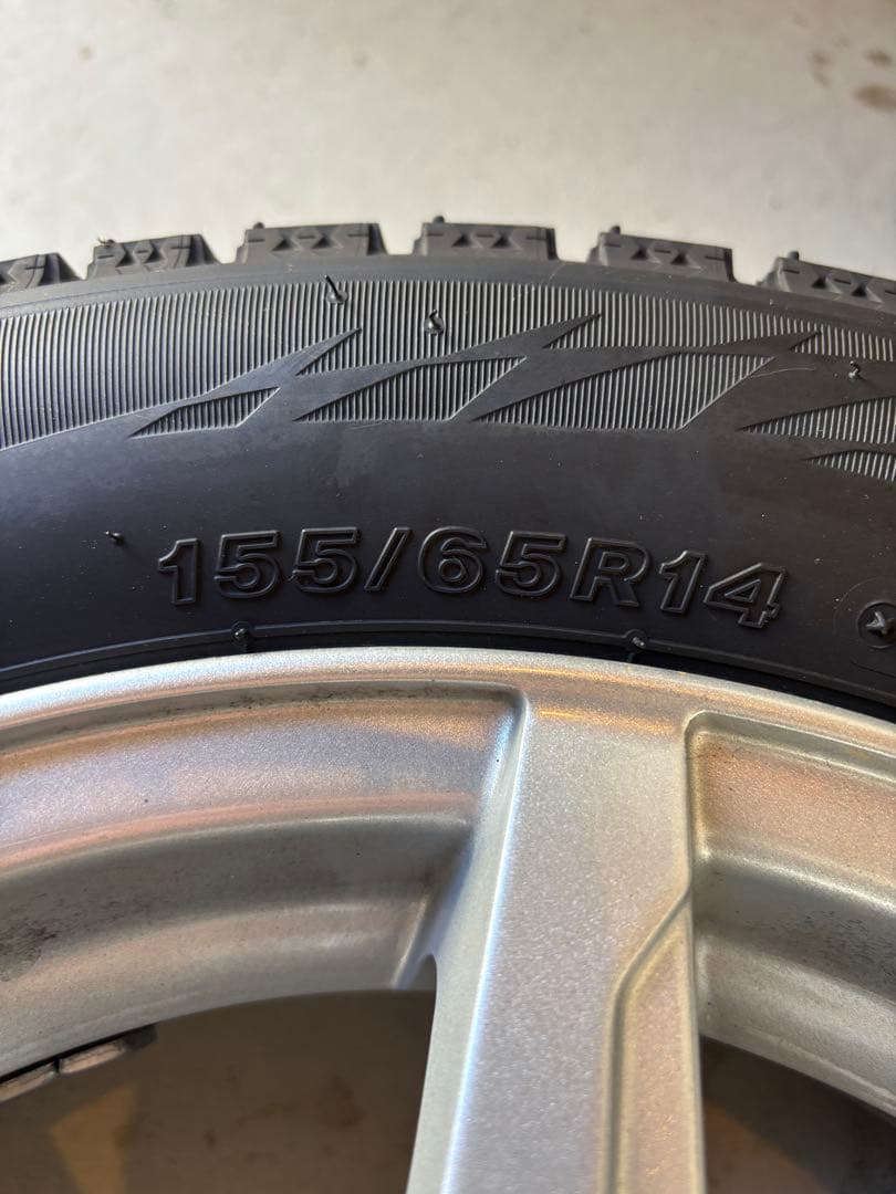 155/65R14 スタッドレスタイヤ ブリザック VRX2