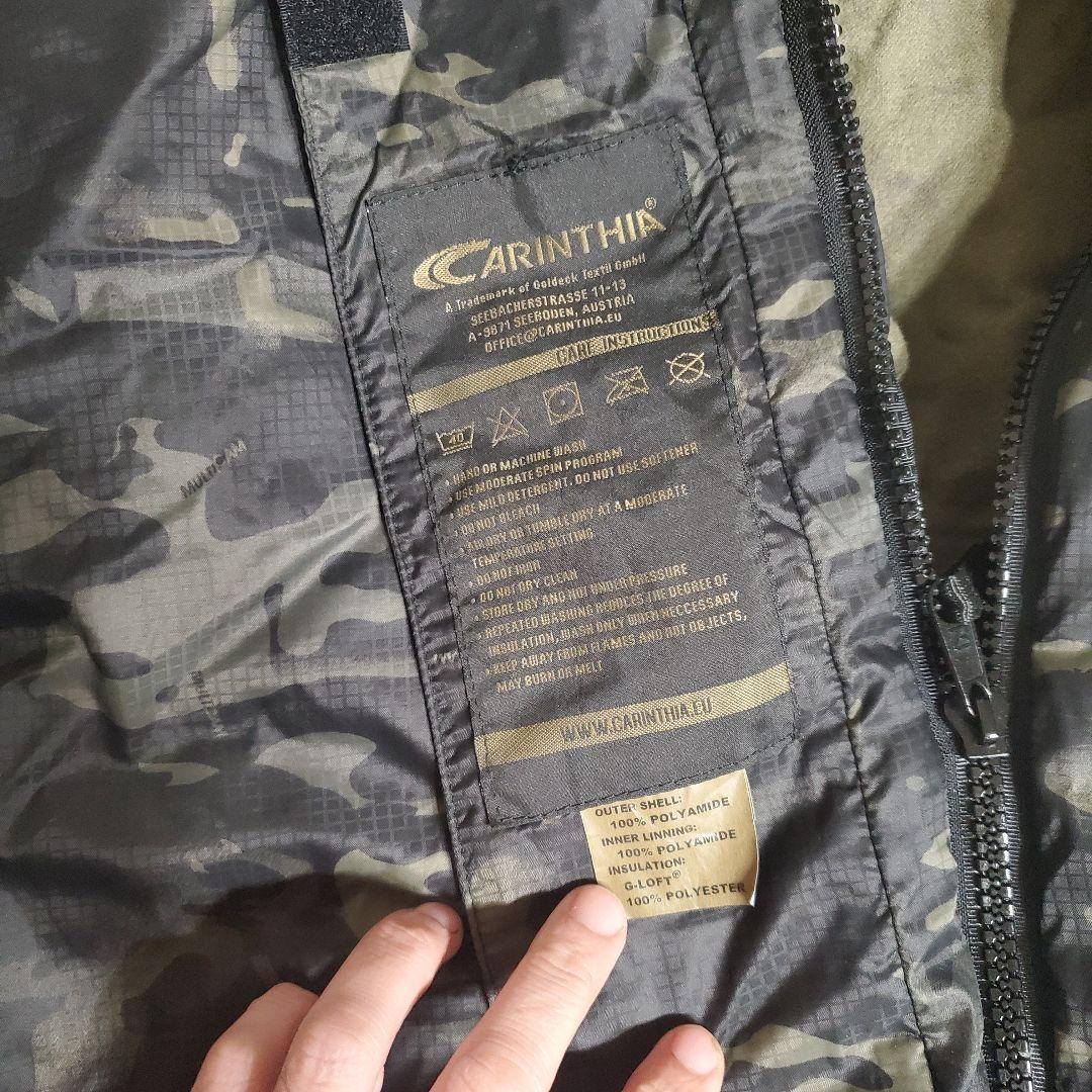 限定品　CARINTHIA　カリンシア　ディフェンス4 Mサイズ　ブラックカム