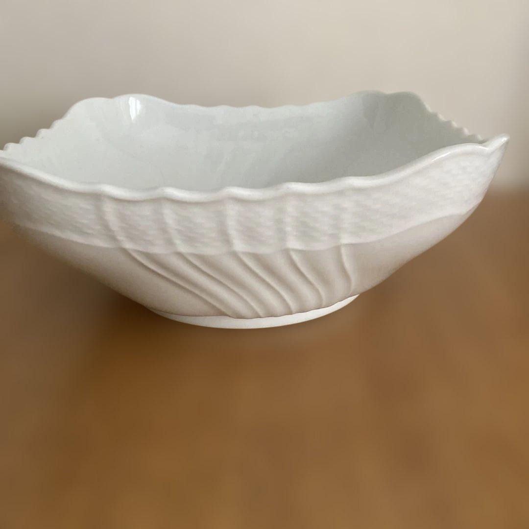 リチャードジノリ ベッキオホワイト スクエアサラダボウル　22cm