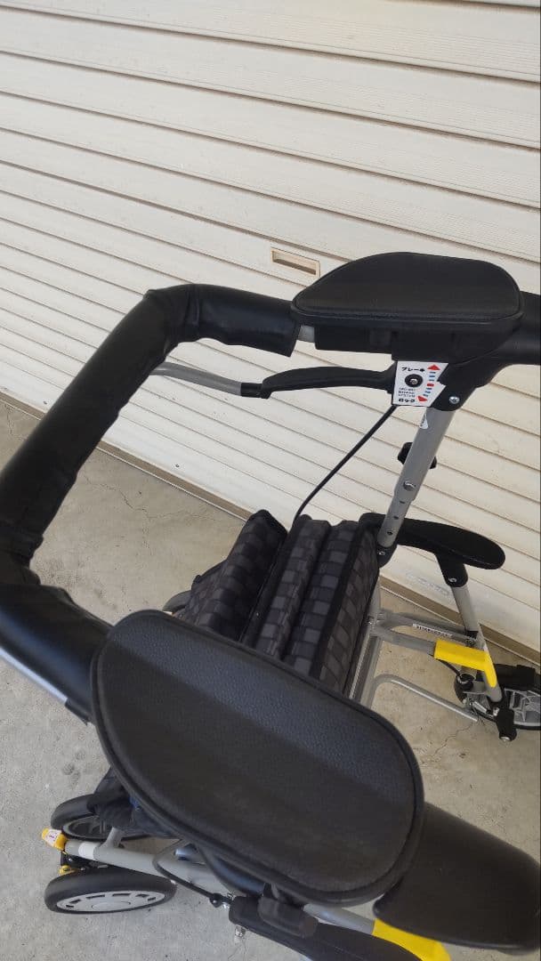 歩行車 シンフォニーAR 島製作所