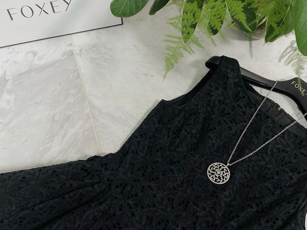 【定価：￥142.560-】★美品★FOXEY/フォクシー ドレス ネリネ38