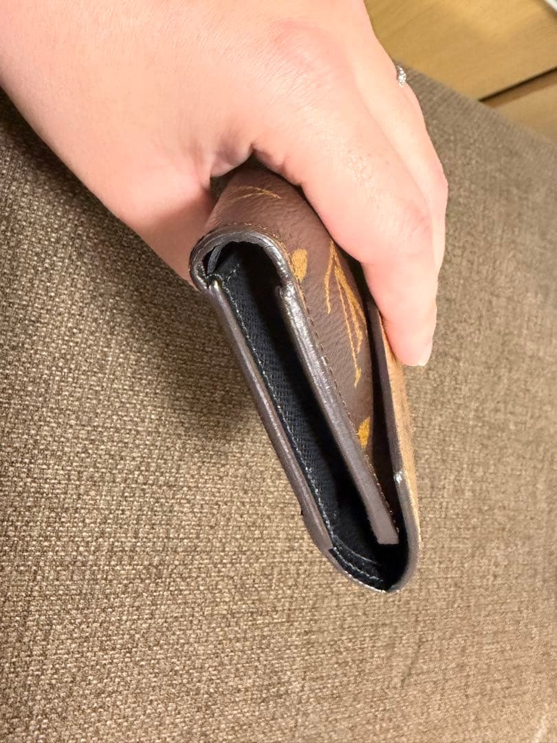 ルイ・ヴィトン財布　ポルトフォイユ・ヴィクトリーヌ