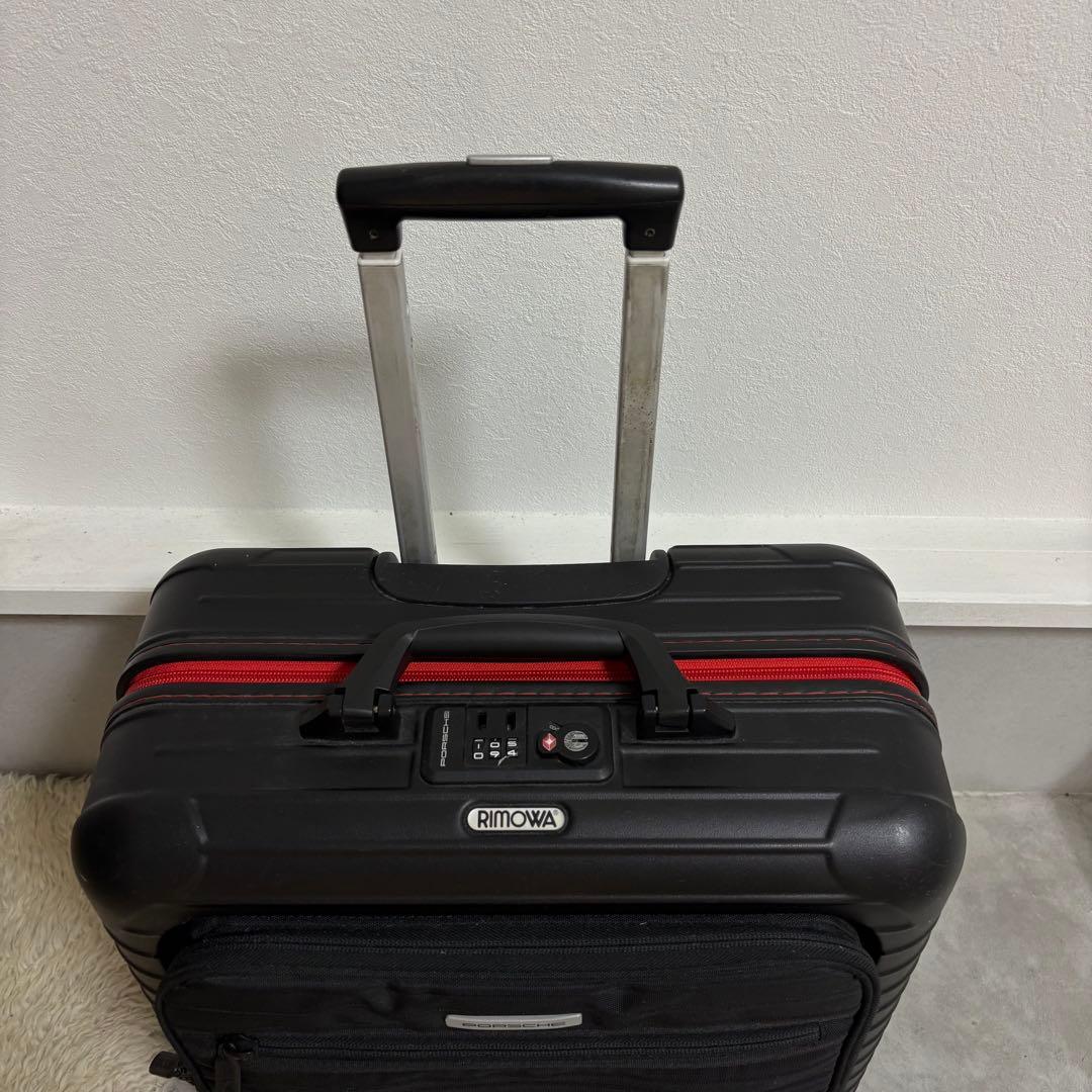 リモワ ポルシェ ウルトラライト PTS 27L 4輪 TSAロック 機内持込み