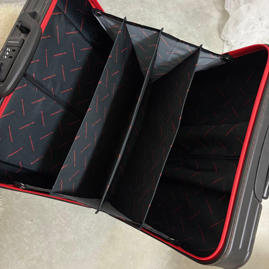 リモワ ポルシェ ウルトラライト PTS 27L 4輪 TSAロック 機内持込み