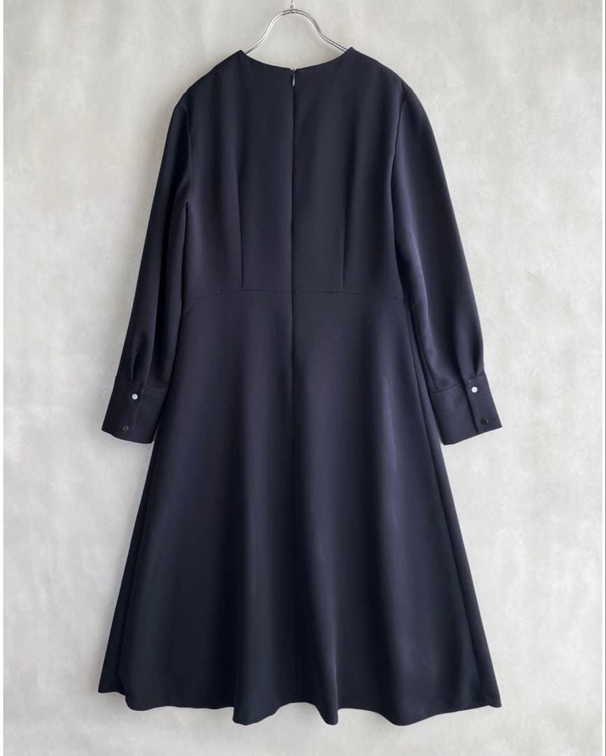 美品✨アンタイトル　LLサイズ 4 ジョーゼット　膝下ワンピース　紺 洗える