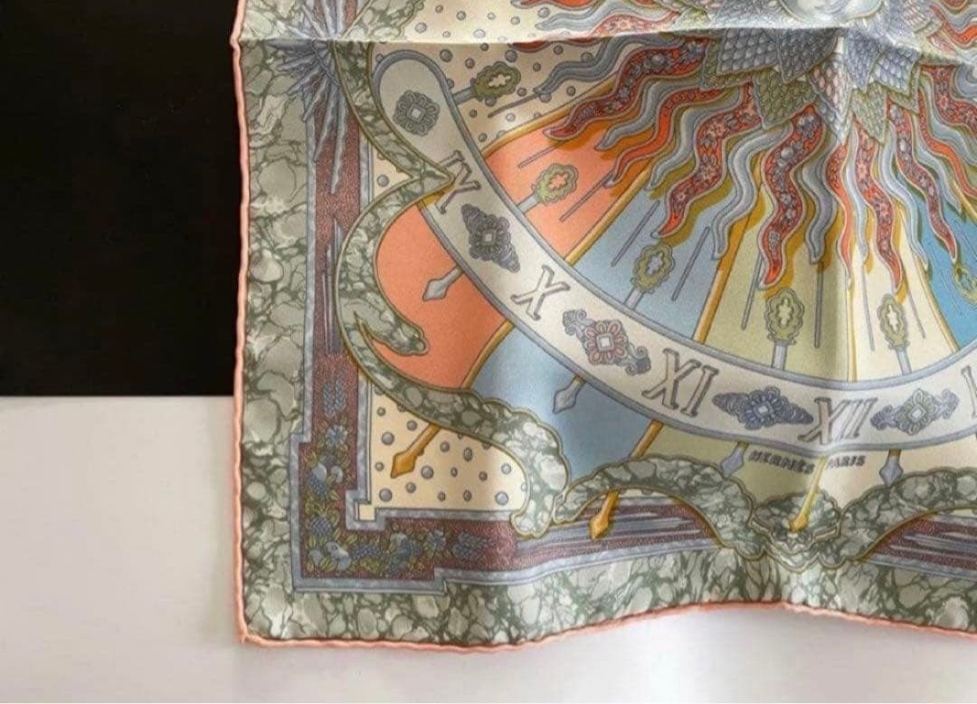 HERMES エルメス スカーフ 太陽