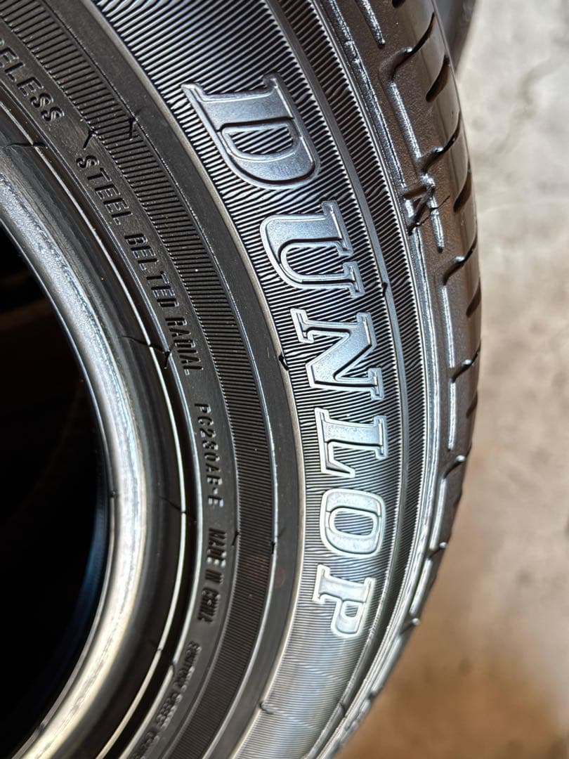 タイヤ・ホイール (548)185/60R15 DUNLOP EC202