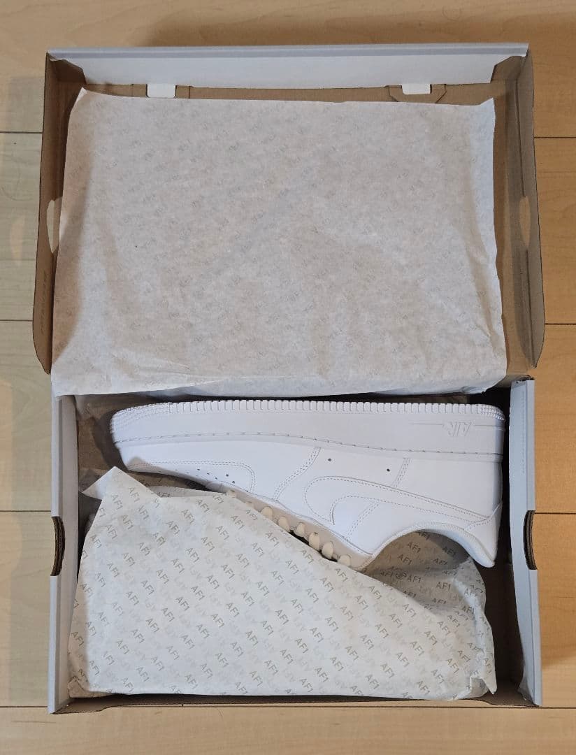 NIKE ナイキ エア フォース 1 ’07 メンズシューズ 27.5 cm