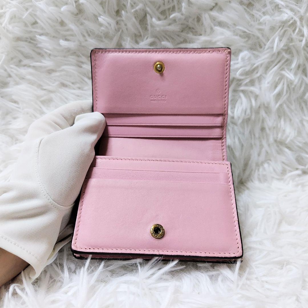 レア美品✨グッチ◇いちごプリントスプリーム二つ折り財布　ゴールド金具ピンクレザー