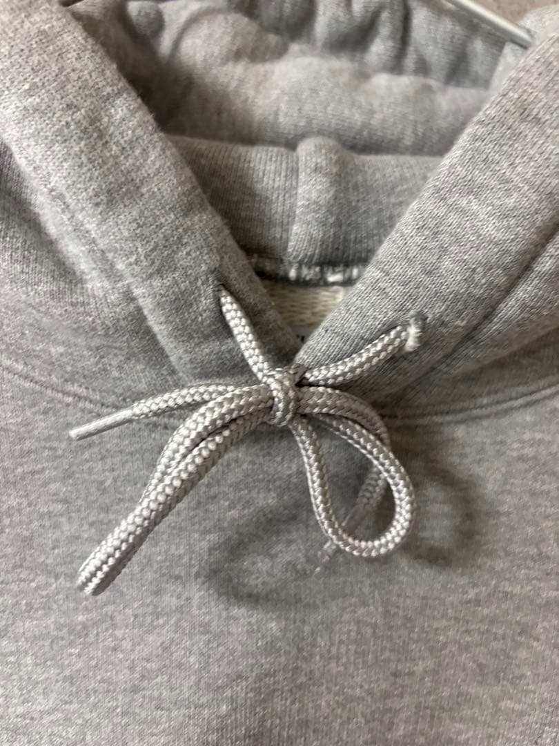 シークエル SEQUEL　ロゴ刺繍プルオーバーパーカー