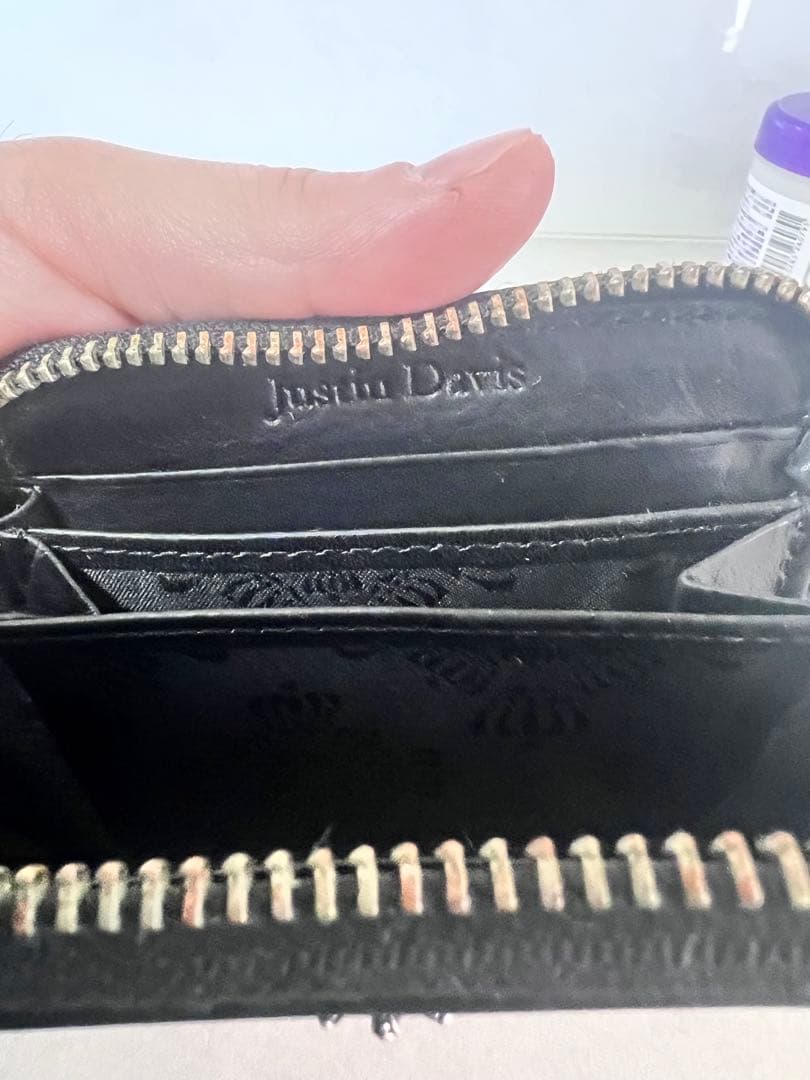 【激安/美品】justindavis ミニウォレット　ブラック　本革　シルバー