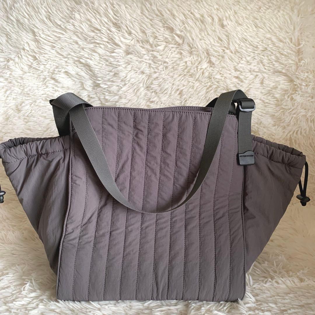 てぃあら様　美品❣️SOLPRESA キルティングトートバック マザーズバック M