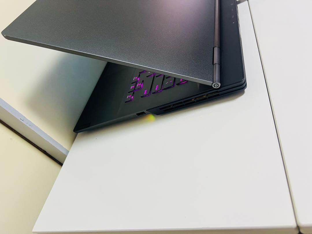 Windowsノート本体 Lenovo Legion 7 i7/16GB/512GB