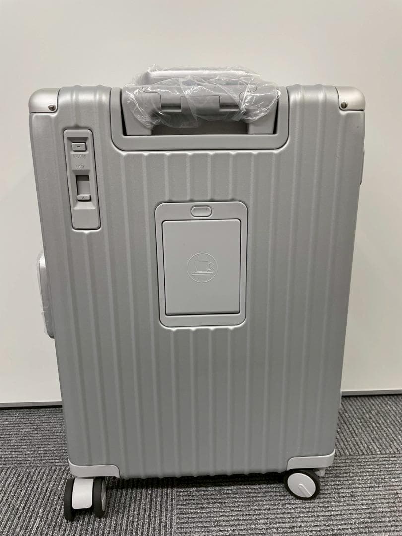 リベティ多機能キャリーケース【マットシルバーSサイズ】78