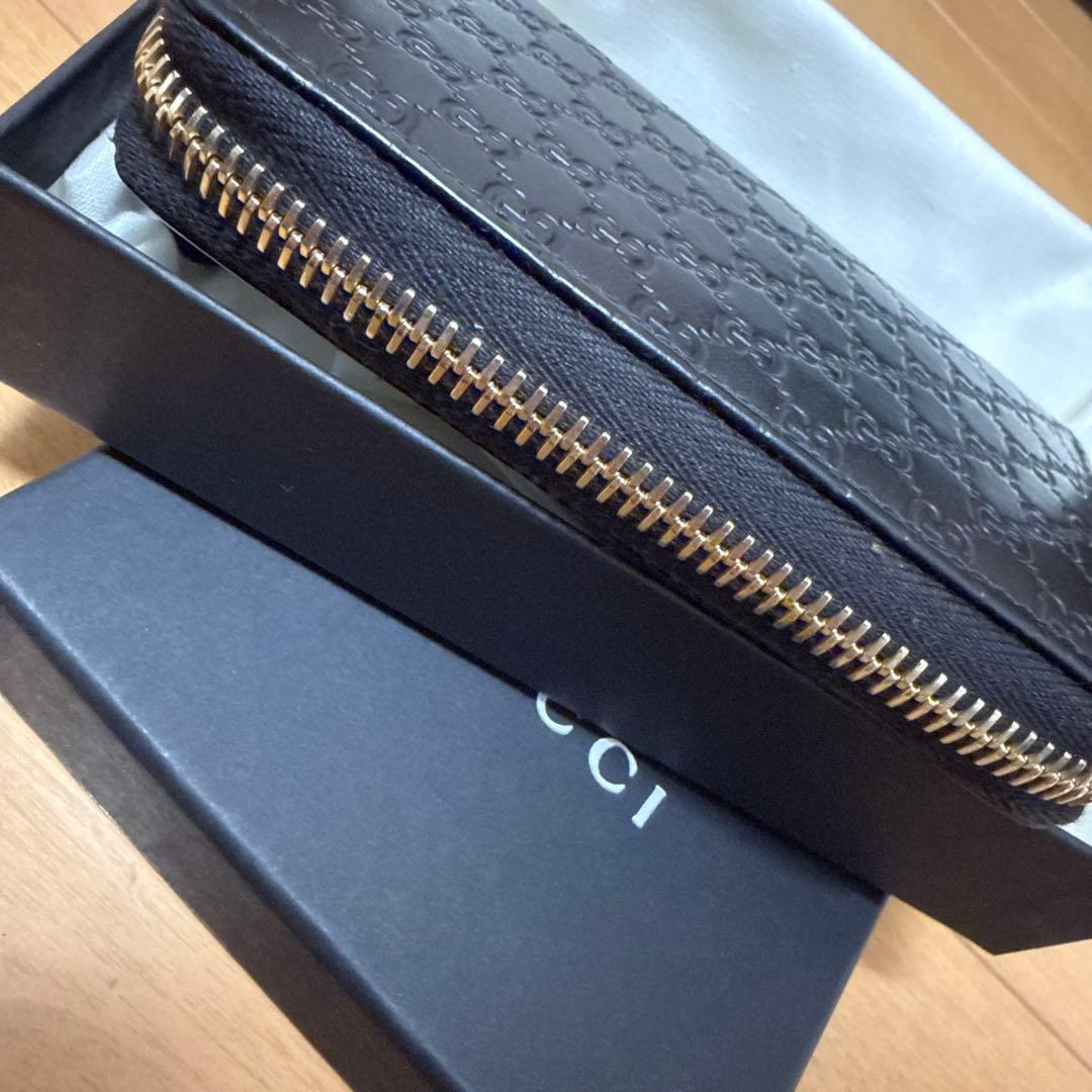 GUCCI ブラックレザー ケース