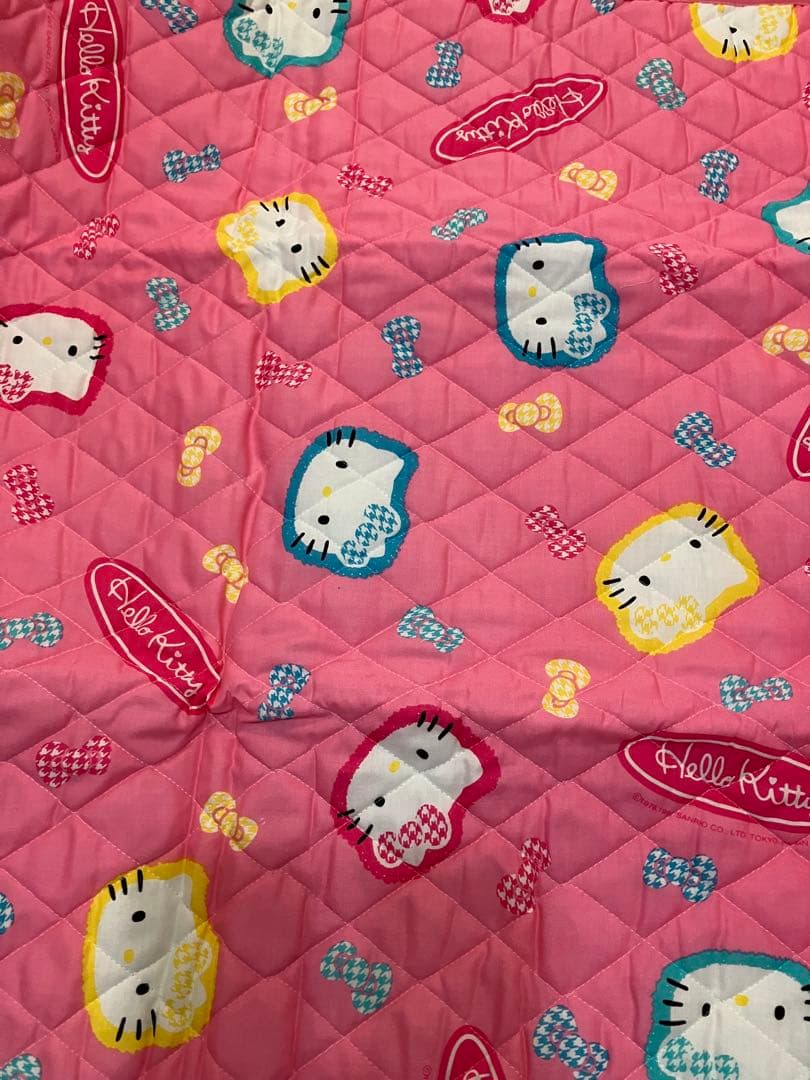 【レア】ハローキティ 防水キルトパッドシーツ 70×110cm平成レトロ　当時物