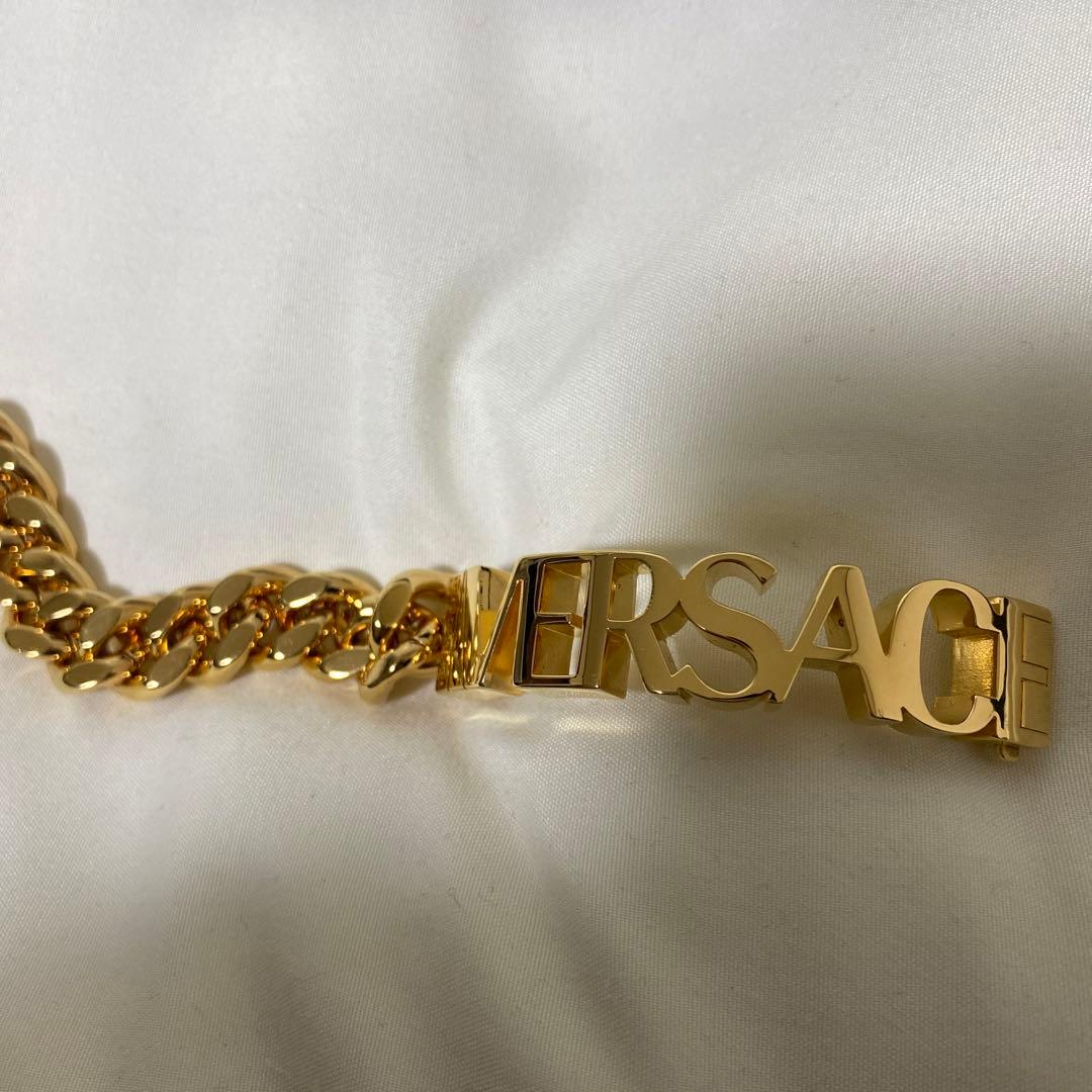 VERSACE ロゴブレスレット