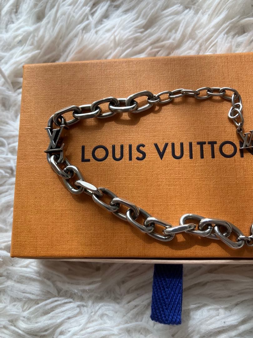 Louis Vuitton シルバーチェーンブレスレット2025年発売