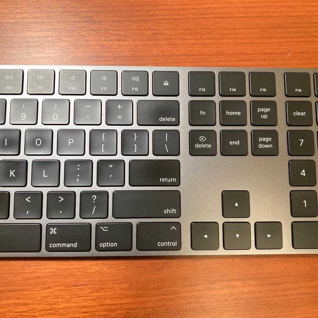 Apple Magic Keyboard スペースグレイLightning US